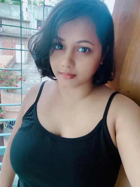 Siya – Gulabi Bagh call girl service profile image